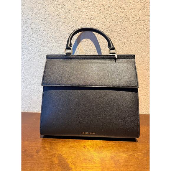 Modern Picnic Handbags - Modern Picnic The Luncher Black NWT
